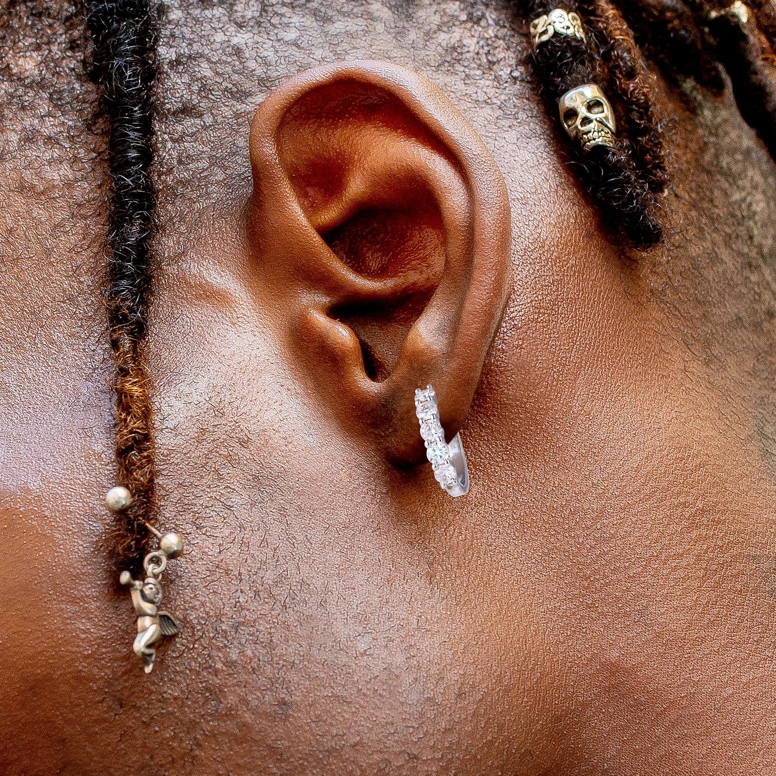 2.0ct 1ct VVS Moissanite Diamond Huggie Ear Cuffs Hypoallergenic Sterling Silver 925 14K Gold Plated Hoop Earring for Women Men