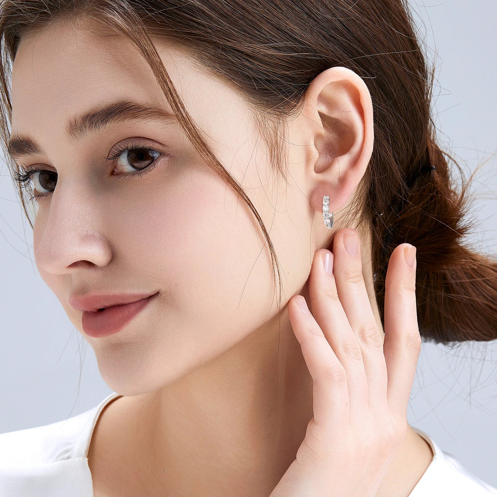 2.0ct 1ct VVS Moissanite Diamond Huggie Ear Cuffs Hypoallergenic Sterling Silver 925 14K Gold Plated Hoop Earring for Women Men